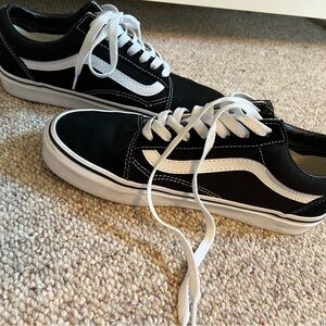 Like new white and black vans!